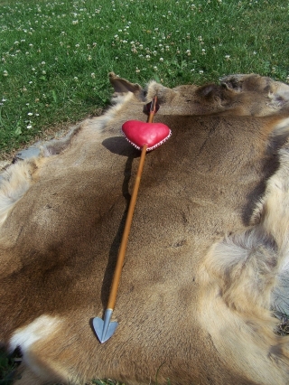 Redestab Pfeil mit Herzrassel